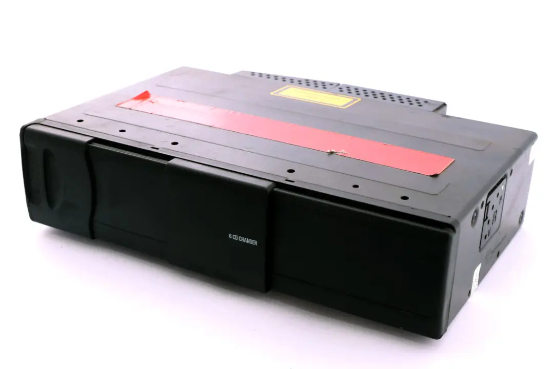 Disc CD Wechsler ohne Magazin für BMW E81 E87 E90 E91 E92 - 6 mit Teilenummer 9133083 BMW E81 E87 E90 E91 E92 - 6 Disc CD Wechsler ohne Magazin - SKU 9133083-1 - Teilenummer 9133083