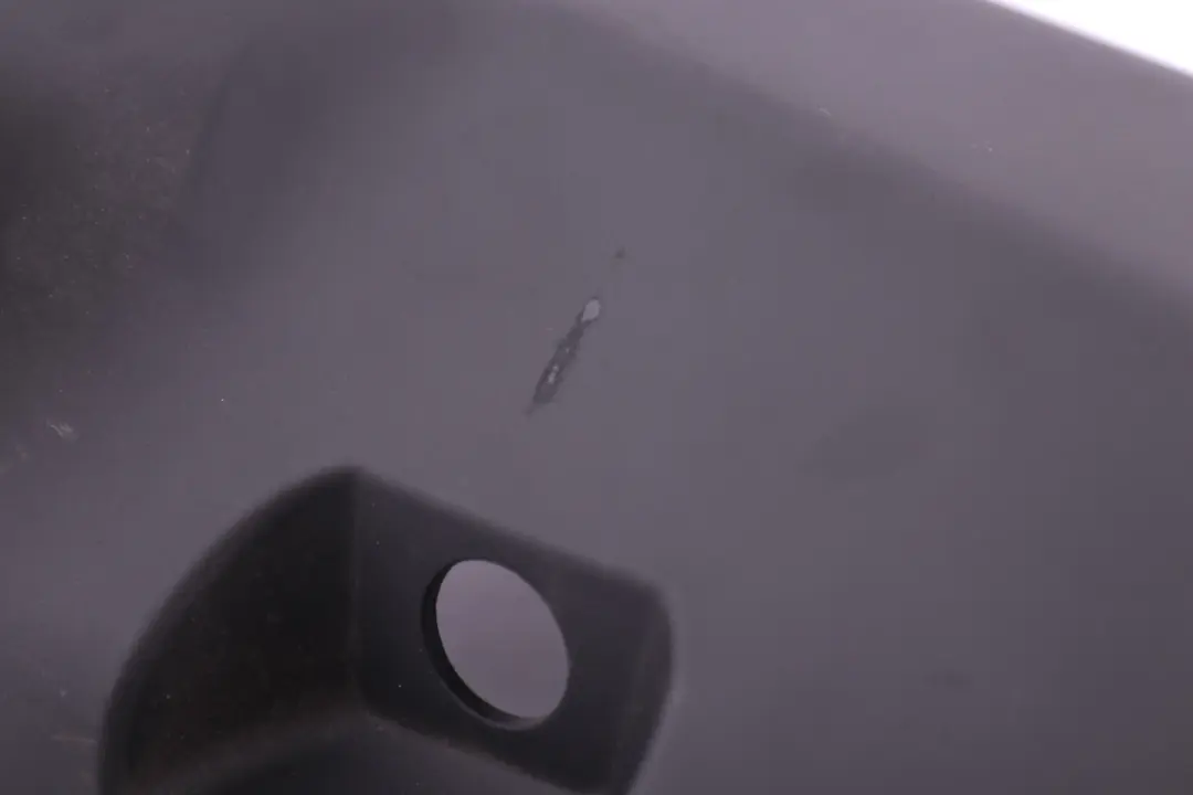 R57N LCI Apertura Gurtaustritt Posteriore Sx. Indietro Nero per Mini R57 con numero di parte 9133147 Mini R57 R57N LCI Apertura Gurtaustritt Posteriore Sx. Indietro Nero - SKU 9133147 - Numero di parte 9133147