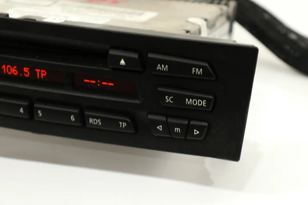 Radio Business CD pour BMW 1 3 X1 Z4 Serie E81 E87 E88 E89 E90 E91 E92 E93 à propos du numéro de pièce 9133335 BMW 1 3 X1 Z4 Serie E81 E87 E88 E89 E90 E91 E92 E93 Radio Business CD - SKU 9133335 - Numéro de pièce 9133335