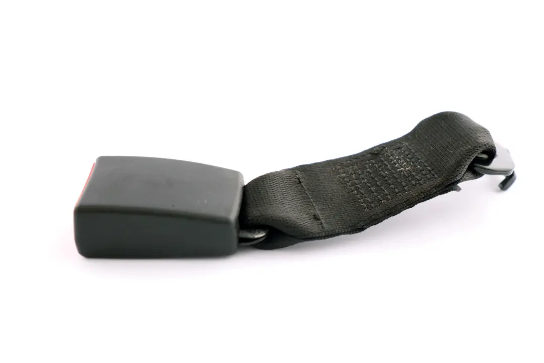 Zaczep Pasa Pas Środkowy Tylny Tył do BMW E60 E61 o numerze 9133665 BMW E60 E61 Zaczep Pasa Pas Środkowy Tylny Tył - SKU 9133665 - Numer Części 9133665