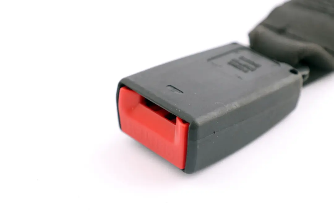 REIHE E60 E60N E61 E61N LCI Untergurt hinten Mitte 7211 für BMW 5 mit Teilenummer 9133665 BMW 5 REIHE E60 E60N E61 E61N LCI Untergurt hinten Mitte 7211 - SKU 9133665 - Teilenummer 9133665