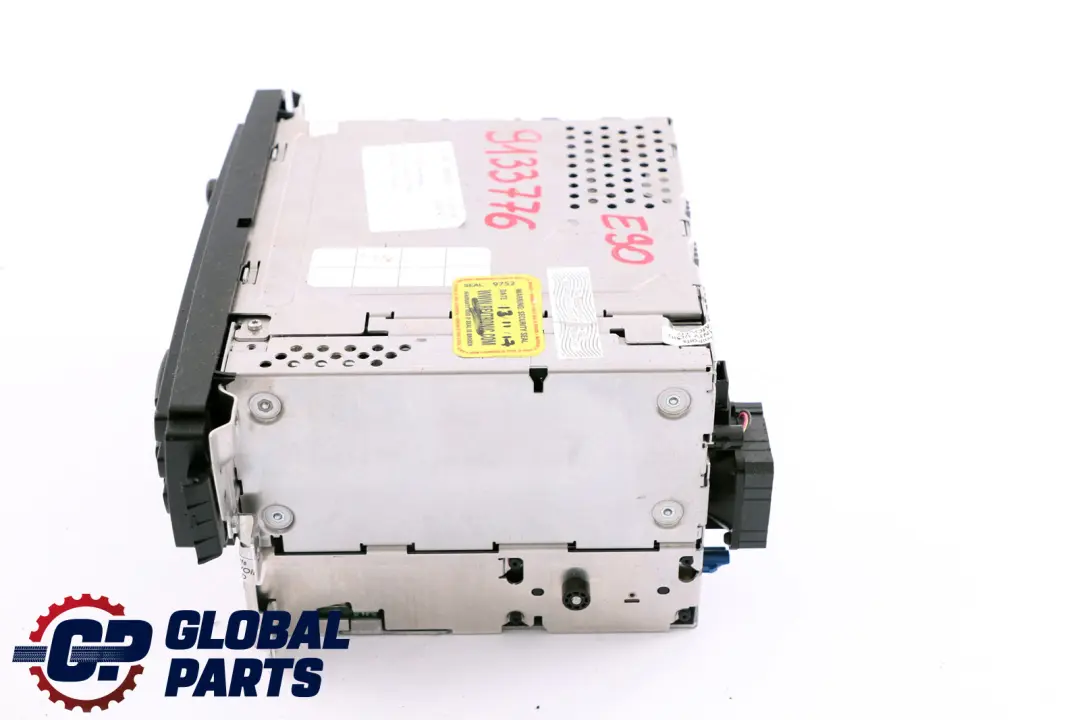 CCC CD Professional Navigation System Controller to BMW E87 E90 with Part number 9133776 BMW E87 E90 CCC CD Professional Navigation System Controller - SKU 9133776 - Part number 9133776