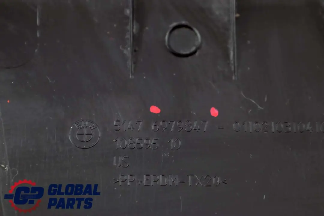 Osłona Słupka B Dolna Lewa Czarna do BMW X6 E71 o numerze 6979847 BMW X6 E71 Osłona Słupka B Dolna Lewa Czarna - SKU 9133929 - Numer Części 6979847