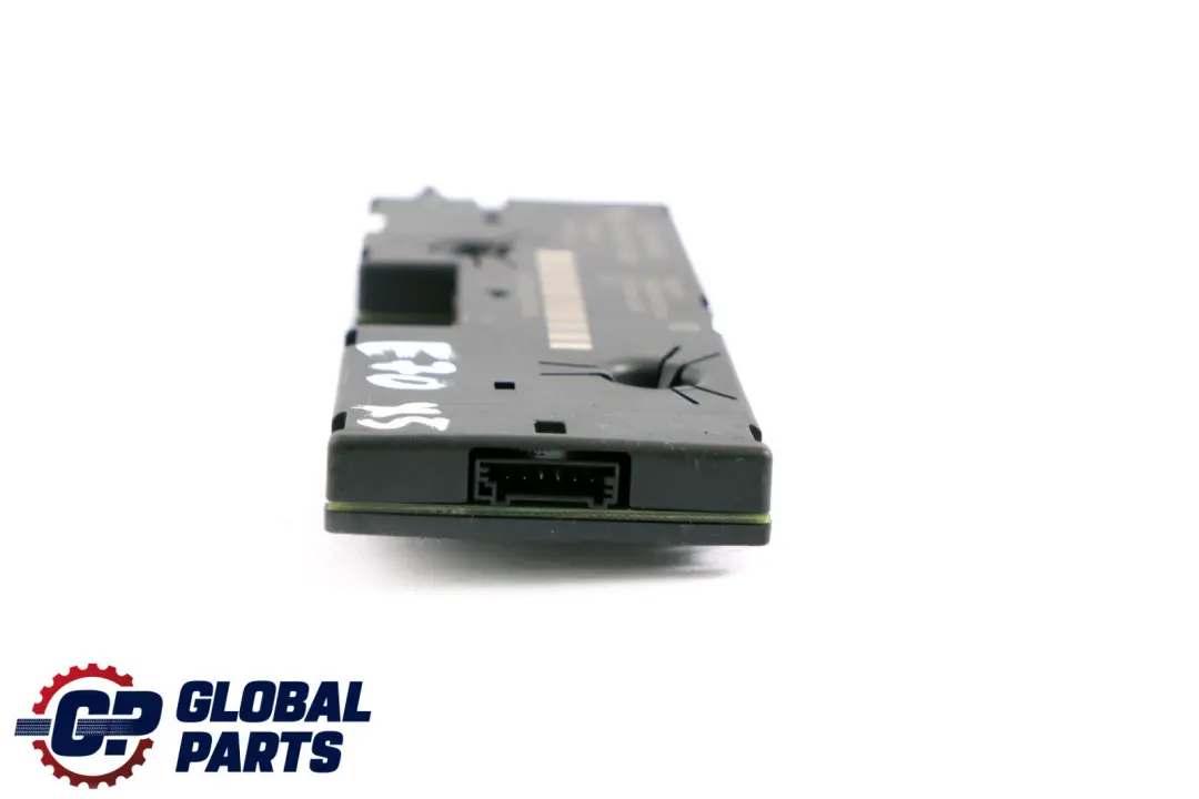 Antennenverstärker Diversity DAB für BMW X5 E70 mit Teilenummer 9134281 BMW X5 E70 Antennenverstärker Diversity DAB - SKU 9134281 - Teilenummer 9134281