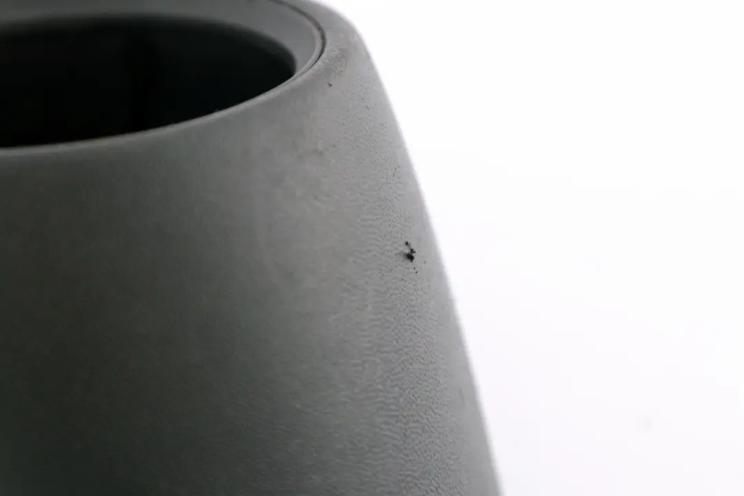 R57N LCI Mittelkonsole Hinten Cup Getränkehalter Schwarz für Mini Cabrio R57 mit Teilenummer 9134319 Mini Cabrio R57 R57N LCI Mittelkonsole Hinten Cup Getränkehalter Schwarz - SKU 9134319 - Teilenummer 9134319