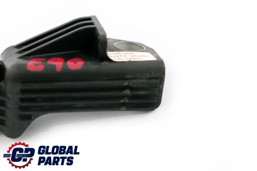 BMW E81 E87N E90 E91 LCI Soporte Tubo Presion Aire Acondicionado A/C - SKU 9135234 - Número de pieza 9135234