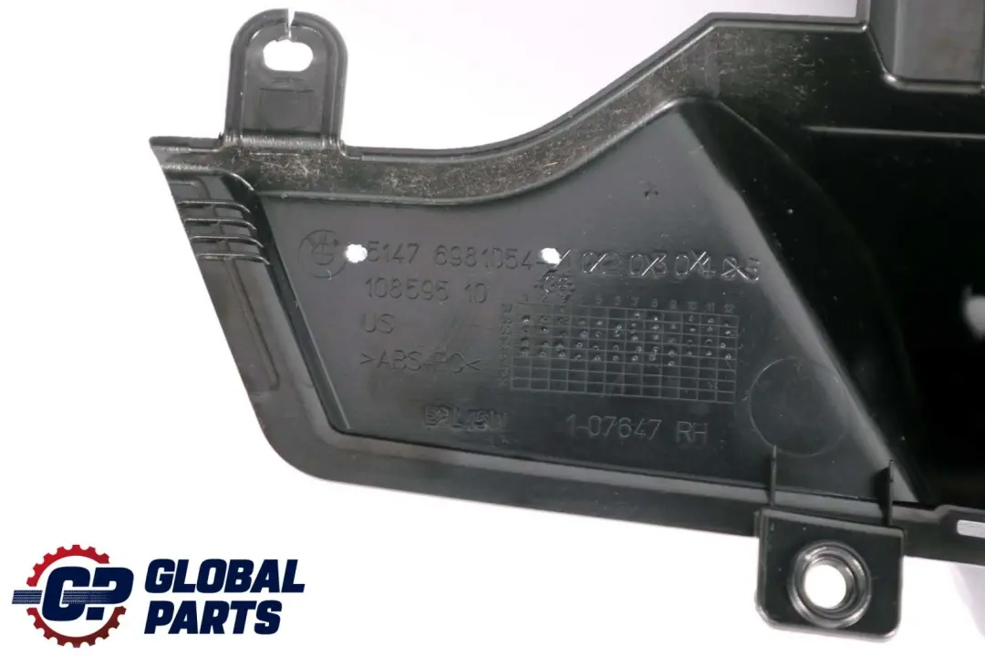 Right Vent Side Rail Cover In Trunk Lid to BMW X6 E71 Rear with Part number 6981054 BMW X6 E71 Rear Right Vent Side Rail Cover In Trunk Lid - SKU 9135304 - Part number 6981054