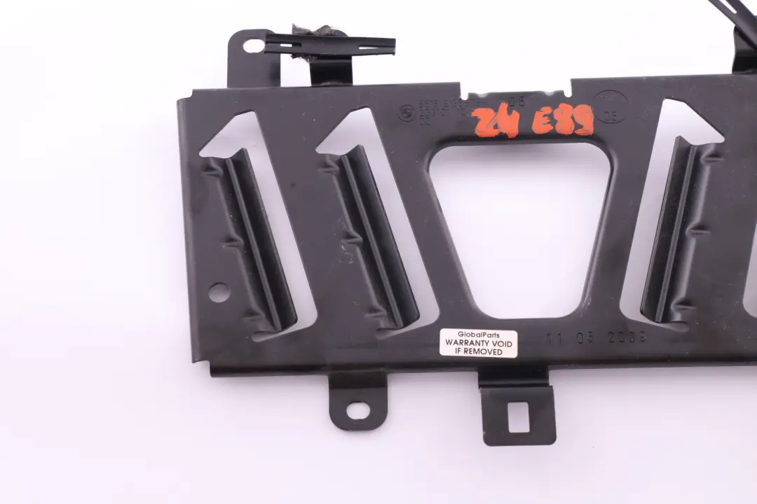 HiFi Audio System Amplifier Holder Catch Bracket to BMW Z4 E89 with Part number 9136678 BMW Z4 E89 HiFi Audio System Amplifier Holder Catch Bracket - SKU 9136678 - Part number 9136678