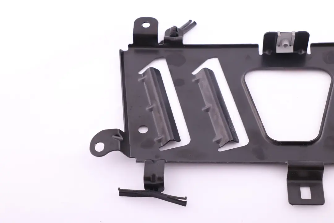 HiFi Audio System Amplifier Holder Catch Bracket to BMW Z4 E89 with Part number 9136678 BMW Z4 E89 HiFi Audio System Amplifier Holder Catch Bracket - SKU 9136678 - Part number 9136678