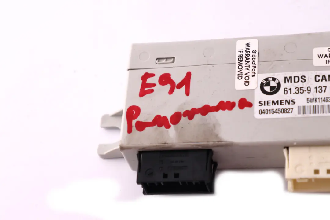 Moduł Sterownik Szyberdachu do BMW X1 E84 E91 o numerze 9137054 BMW X1 E84 E91 Moduł Sterownik Szyberdachu - SKU 9137054 - Numer Części 9137054