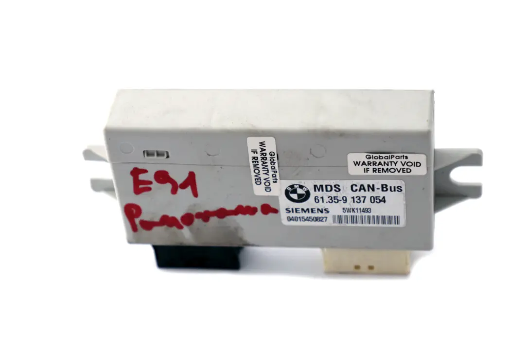 Moduł Sterownik Szyberdachu do BMW X1 E84 E91 o numerze 9137054 BMW X1 E84 E91 Moduł Sterownik Szyberdachu - SKU 9137054 - Numer Części 9137054