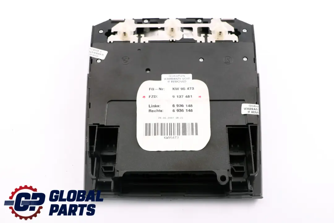 Centre de Commutation Toit 6131 pour BMW 3 X1 E84 E90 E91 E92 LCI à propos du numéro de pièce 9137481 BMW 3 X1 E84 E90 E91 E92 LCI Centre de Commutation Toit 6131 - SKU 9137481 - Numéro de pièce 9137481