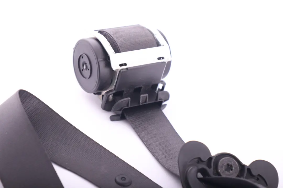 Ceinture de securite superieure du siege avant droit Gris Basalte pour BMW E63 à propos du numéro de pièce 9138266 BMW E63 Ceinture de securite superieure du siege avant droit Gris Basalte - SKU 9138266 - Numéro de pièce 9138266