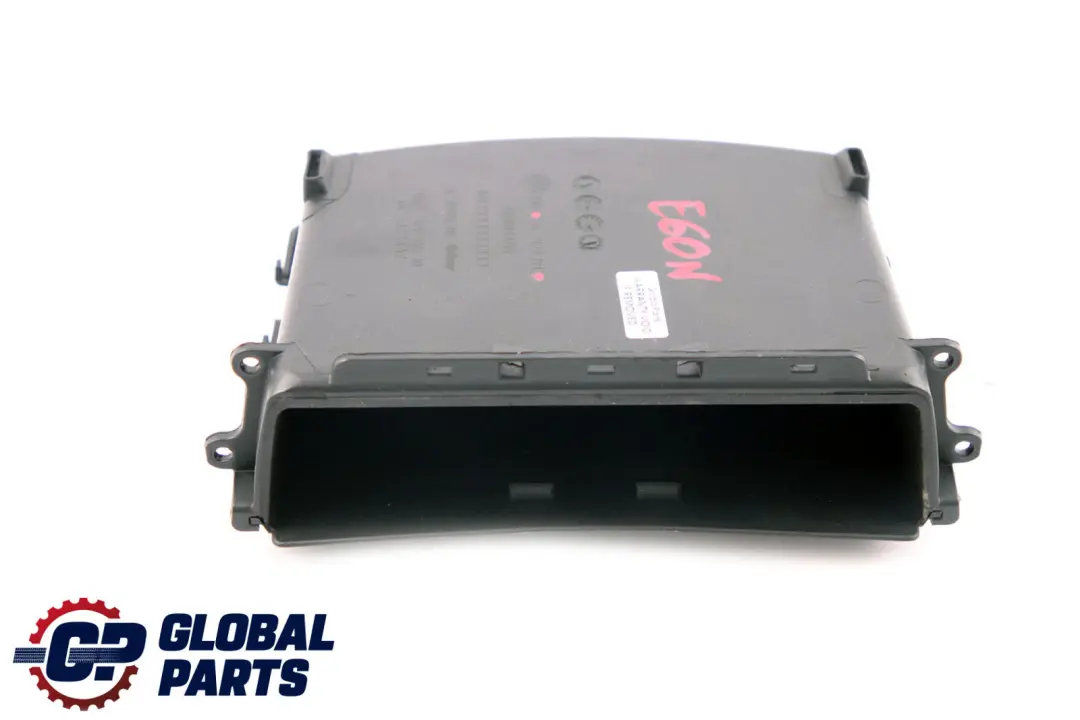 Storage Tray In Instrument Panel to BMW 5 Series E60 E61 LCi with Part number 9139391 BMW 5 Series E60 E61 LCi Storage Tray In Instrument Panel - SKU 9139391 - Part number 9139391