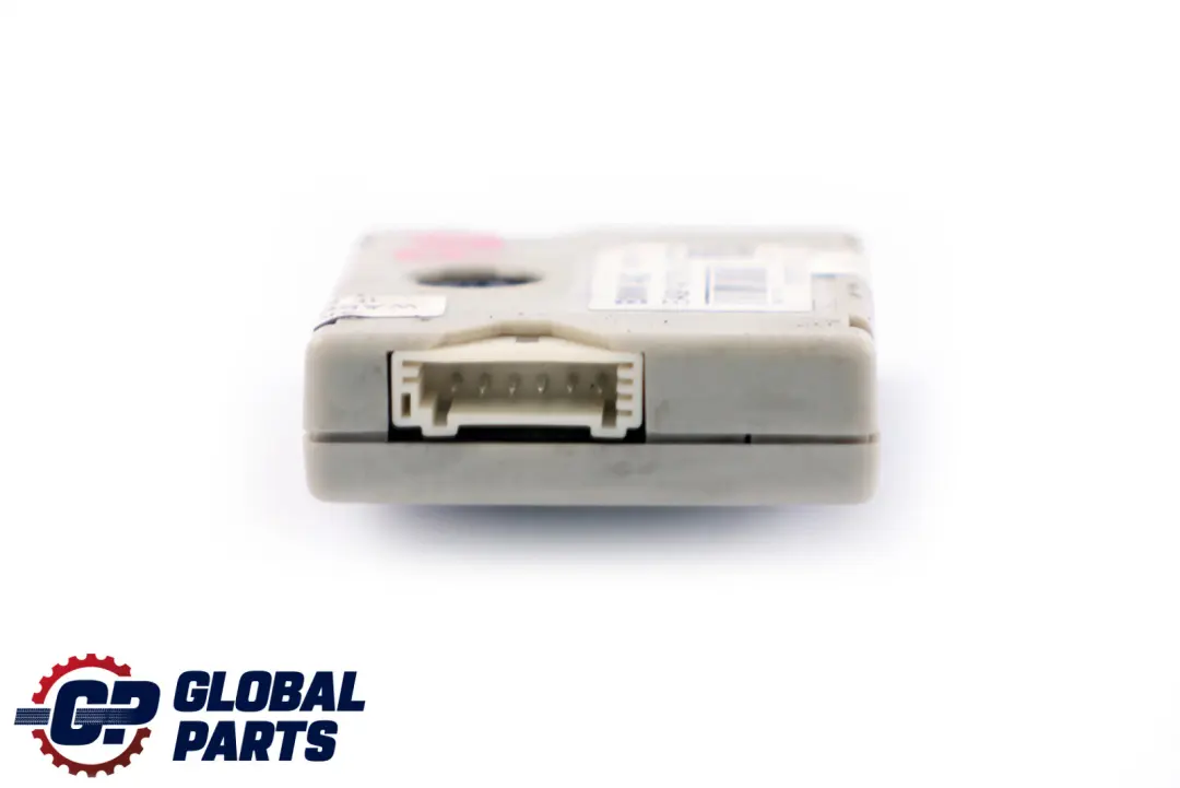 Filtre De Suppression D'Amplificateur D'Antenne Radio pour BMW F10 à propos du numéro de pièce 9140179 BMW F10 Filtre De Suppression D'Amplificateur D'Antenne Radio - SKU 9140179 - Numéro de pièce 9140179