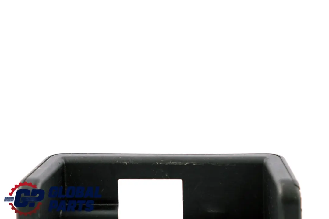 Couvercle de fermeture de coffre gauche pour BMW Z4 E89 à propos du numéro de pièce 9140791 BMW Z4 E89 Couvercle de fermeture de coffre gauche - SKU 9140791 - Numéro de pièce 9140791