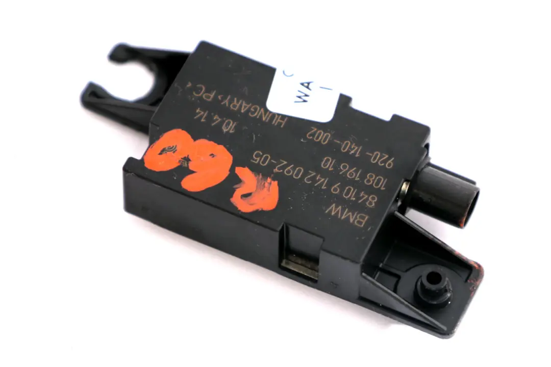Antenne Bluetooth pour BMW 7 X1 X3 Z4 Series E84 E89 F01 F02 F03 F25 à propos du numéro de pièce 9142092 BMW 7 X1 X3 Z4 Series E84 E89 F01 F02 F03 F25 Antenne Bluetooth - SKU 9142092 - Numéro de pièce 9142092
