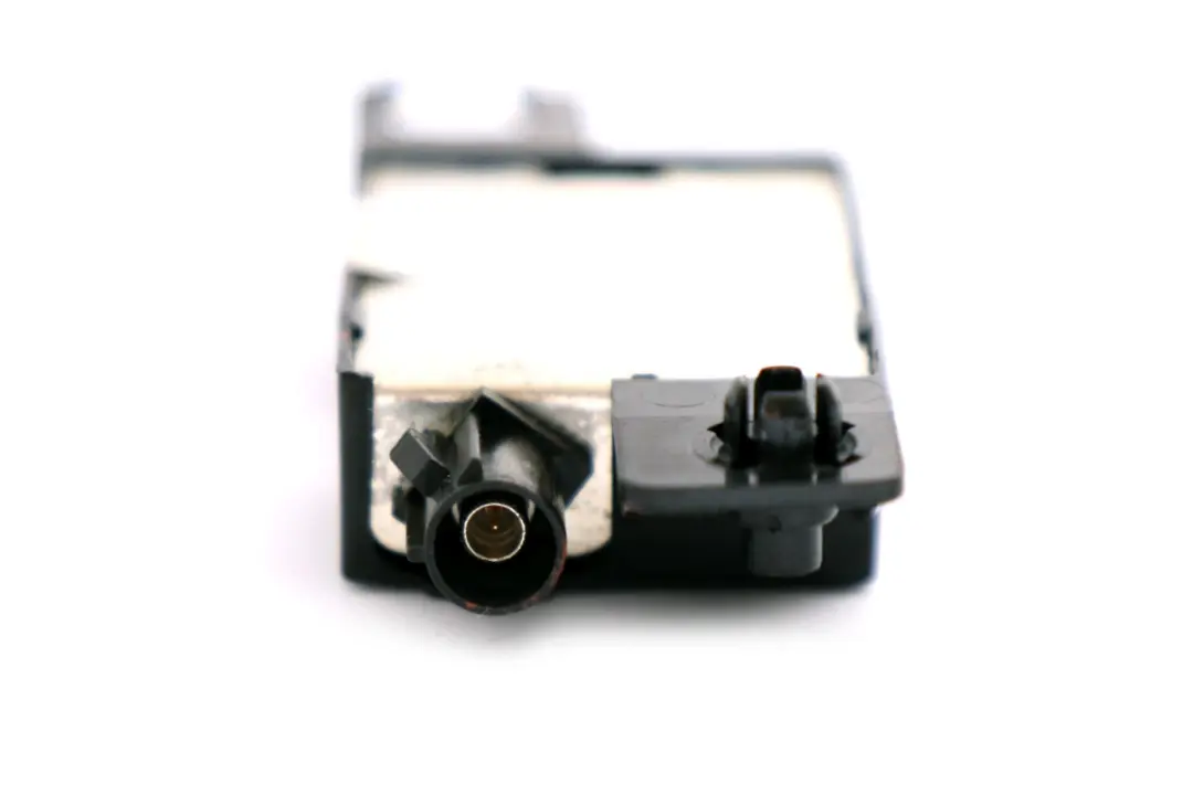 Moduł Anteny Bluetooth do BMW X1 E84 E89 F01 o numerze 9142092 BMW X1 E84 E89 F01 Moduł Anteny Bluetooth - SKU 9142092 - Numer Części 9142092