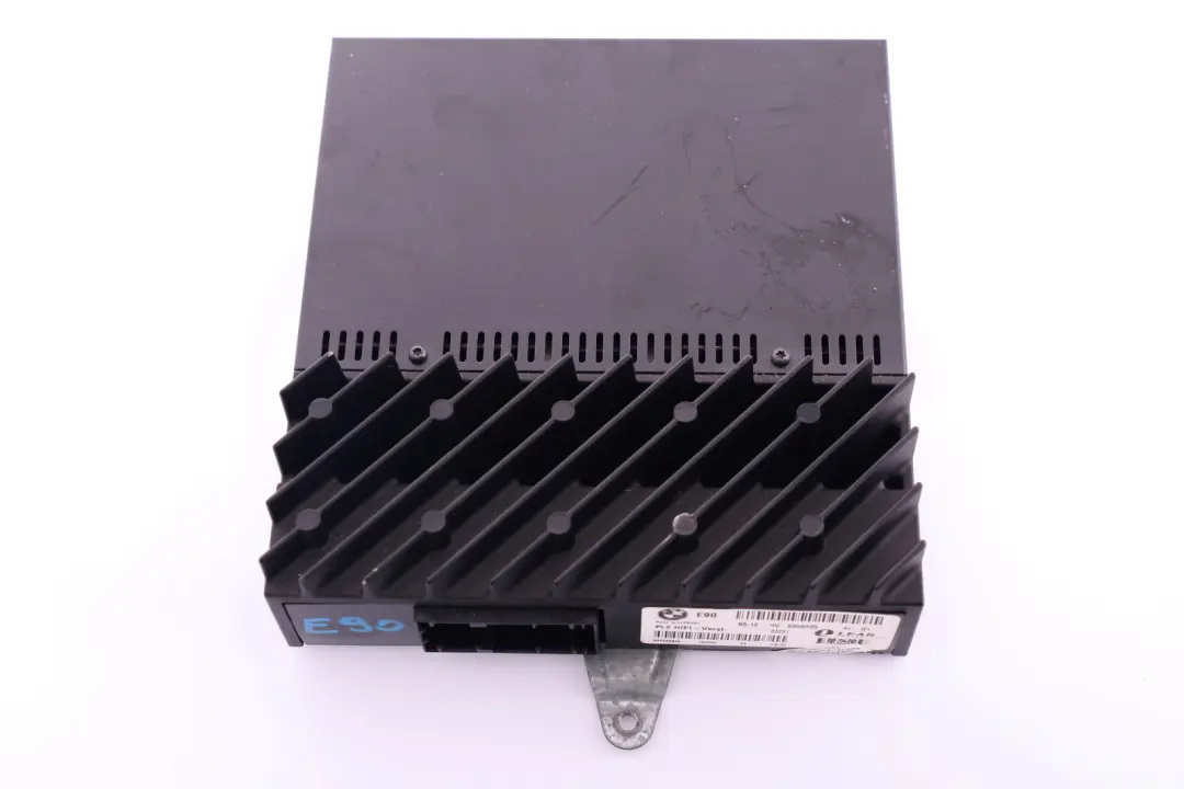 Amplificador Sistema Altavoces Hifi Módulo Control 6960925 para BMW E90 LCI con número de pieza 9143156 BMW E90 LCI Amplificador Sistema Altavoces Hifi Módulo Control 6960925 - SKU 9143156 - Número de pieza 9143156