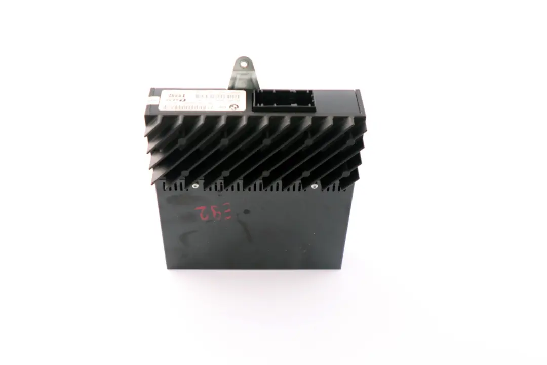 Amplificatore Hifi Sistema di altoparlanti per BMW 3 E92 E92N LCI con numero di parte 9333109 BMW 3 E92 E92N LCI Amplificatore Hifi Sistema di altoparlanti - SKU 9143162 - Numero di parte 9333109