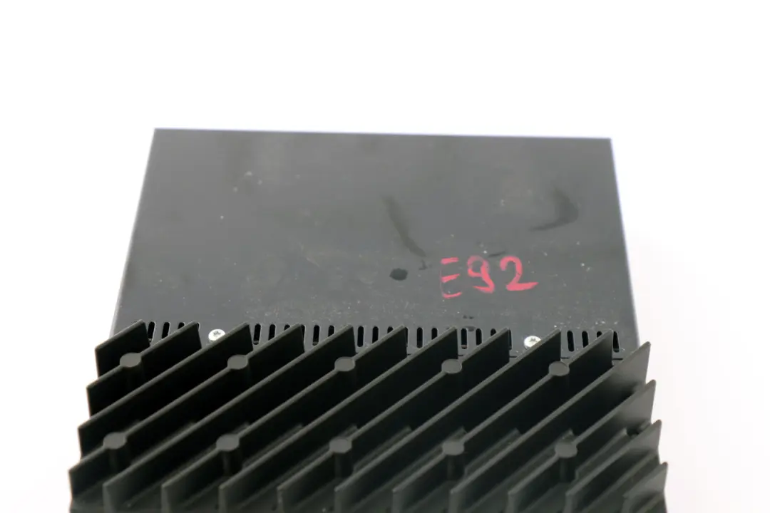 Amplificador Sistema de Altavoces Hifi para BMW 3 E92 E92N LCI con número de pieza 9333109 BMW 3 E92 E92N LCI Amplificador Sistema de Altavoces Hifi - SKU 9143162 - Número de pieza 9333109