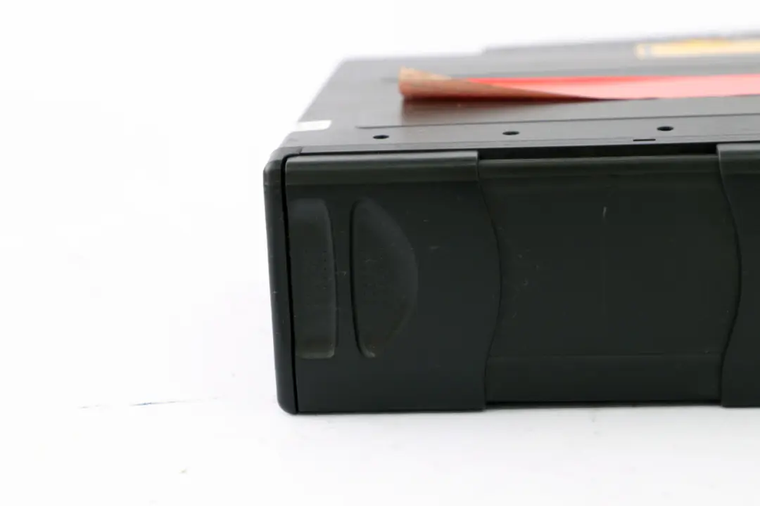 Changeur CD 6 disques sans magasin pour BMW E81 E87 E90 E91 E92 à propos du numéro de pièce 9143439 BMW E81 E87 E90 E91 E92 Changeur CD 6 disques sans magasin - SKU 9143439 - Numéro de pièce 9143439