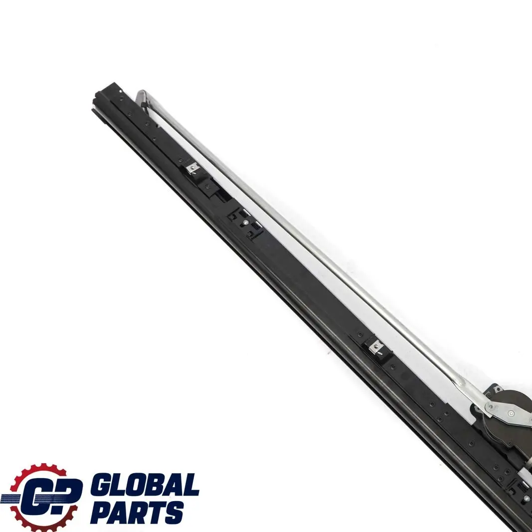 Parcela Trasera Estante Electrico Sun Blind Negro para BMW E60 Berlina con número de pieza 9143448 BMW E60 Berlina Parcela Trasera Estante Electrico Sun Blind Negro - SKU 9143448 - Número de pieza 9143448