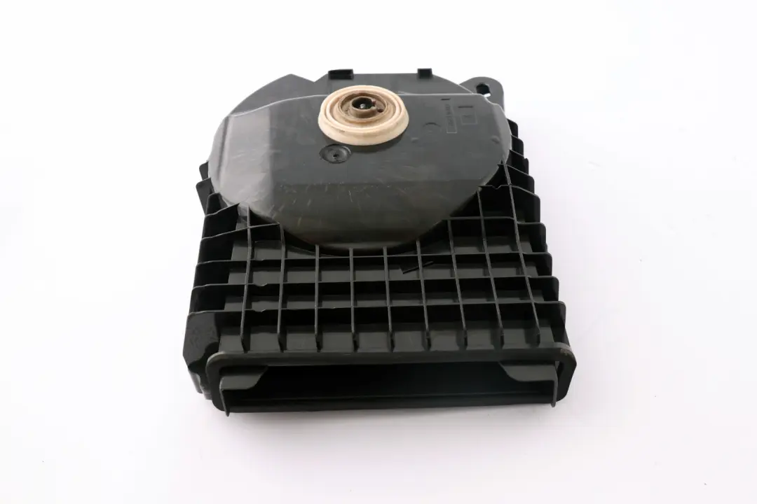 BMW E81 E82 E87 E90 E91 E92 Altavoz Central de Graves Derecho - SKU 9143986 - Número de pieza 9143986