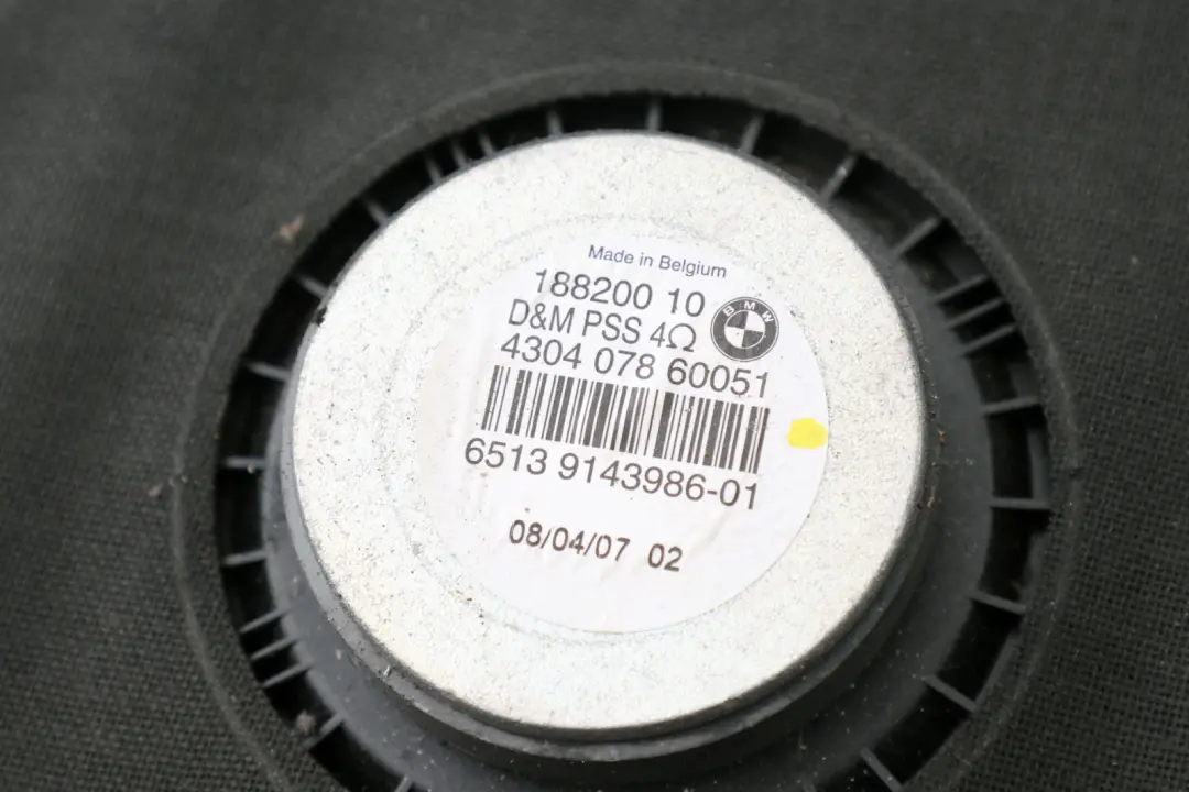 BMW E81 E82 E87 E90 E91 E92 Altavoz Central de Graves Derecho - SKU 9143986 - Número de pieza 9143986