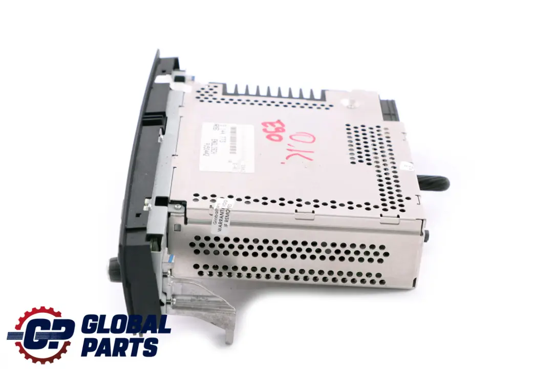 Radio CD Professional für BMW E87 LCI E90 E91 E92 mit Teilenummer 9144773 BMW E87 LCI E90 E91 E92 Radio CD Professional - SKU 9144773 - Teilenummer 9144773