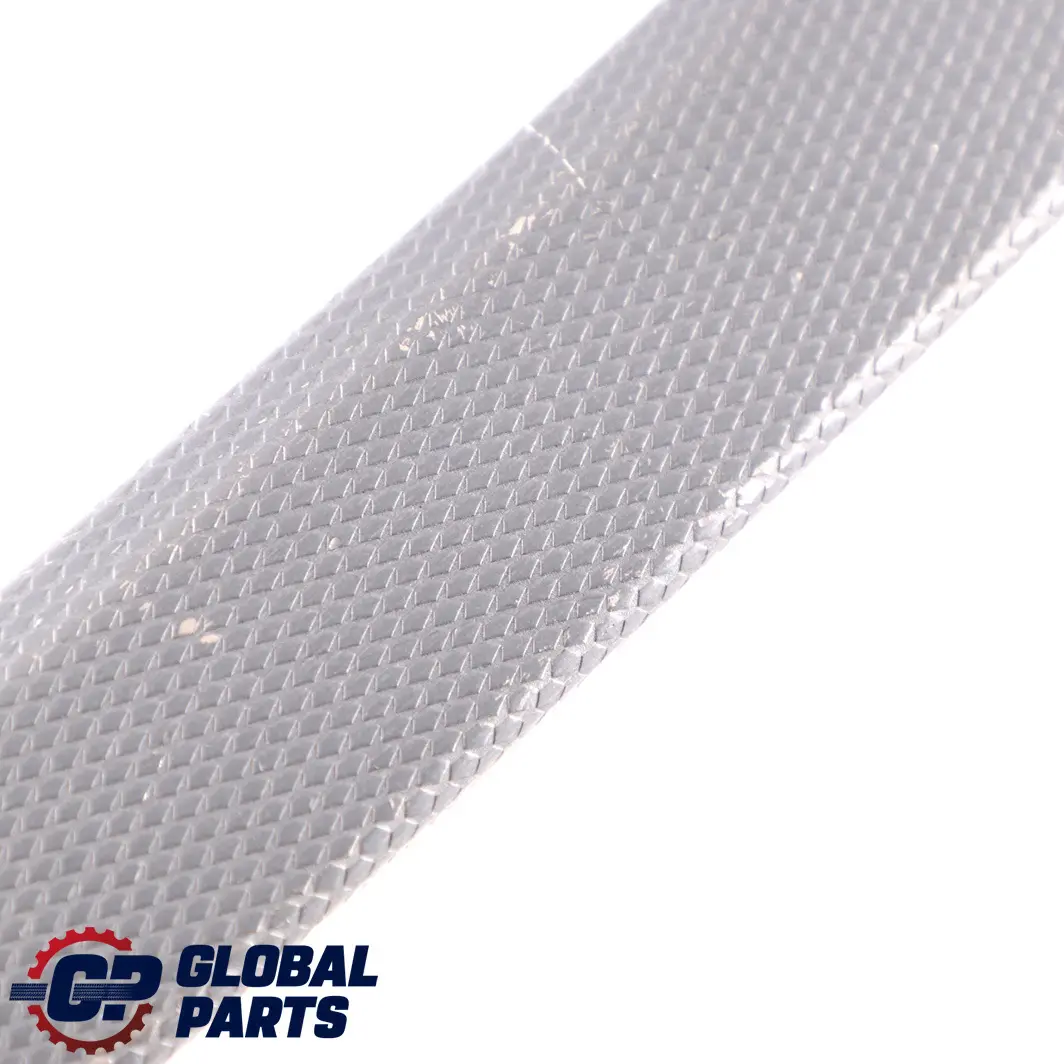 Dekorleiste Tür Aluminium Vorne Links Glacier Silver für BMW 3 er E92 E93 mit Teilenummer 9145411 BMW 3 er E92 E93 Dekorleiste Tür Aluminium Vorne Links Glacier Silver - SKU 9145411-1 - Teilenummer 9145411