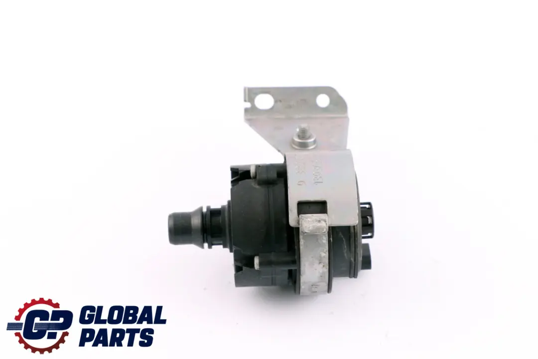 Dodatkowa Pompa Wody do BMW F20 F21 F22 F30 F31 F32 LCI o numerze 9147359 BMW F20 F21 F22 F30 F31 F32 LCI Dodatkowa Pompa Wody - SKU 9147359-1 - Numer Części 9147359