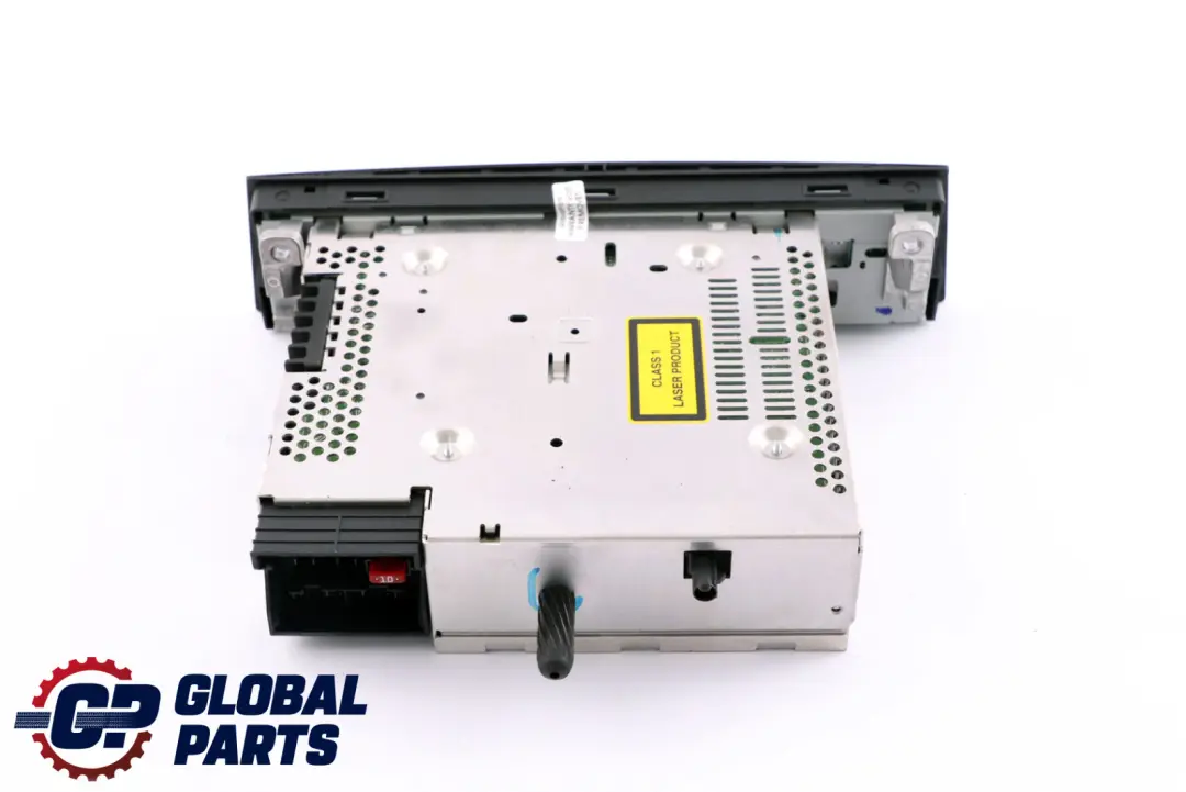 Radio CD Professional 6512 to BMW E81 E87 E90 E91 E92 with Part number 9150109 BMW E81 E87 E90 E91 E92 Radio CD Professional 6512 - SKU 9150109 - Part number 9150109