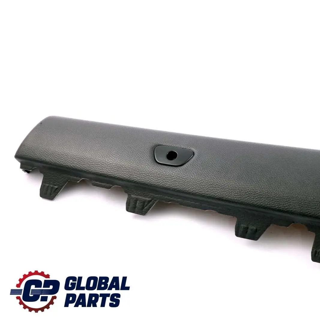 Trasero Derecho Lateral Railing Trim Panel Cuero Negro para BMW E93 Cabrio con número de pieza 9150926 BMW E93 Cabrio Trasero Derecho Lateral Railing Trim Panel Cuero Negro - SKU 9150926 - Número de pieza 9150926