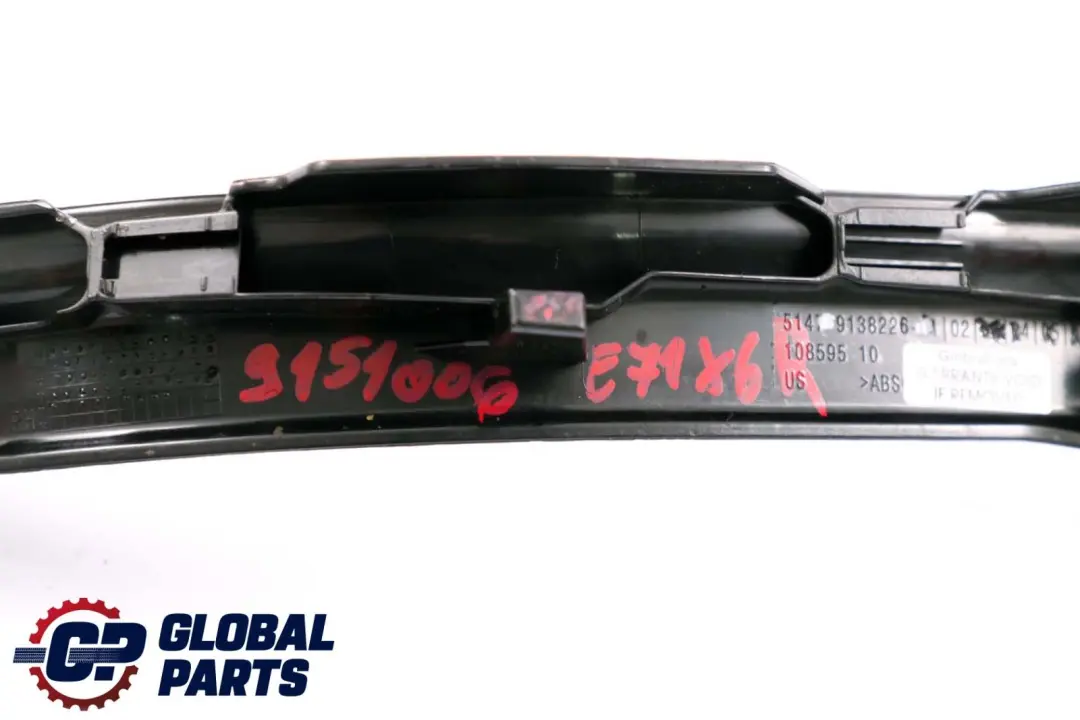 Tapa Entrada Interior Trasera Derecha Negro 9138226 para BMW X6 E71 con número de pieza 9151006 BMW X6 E71 Tapa Entrada Interior Trasera Derecha Negro 9138226 - SKU 9151006 - Número de pieza 9151006