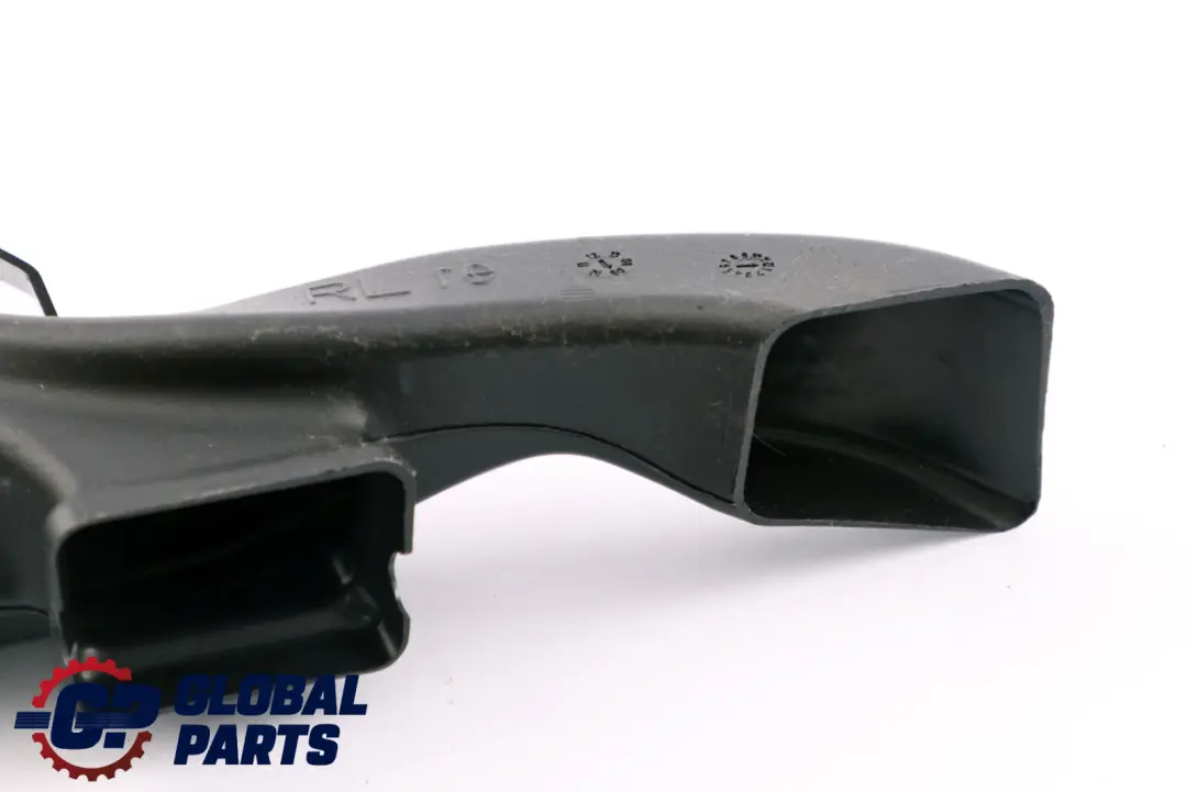 Conducto De Aire Del Espacio Para Los Pies Derecho para BMW Z4 E89 con número de pieza 9151352 BMW Z4 E89 Conducto De Aire Del Espacio Para Los Pies Derecho - SKU 9151352 - Número de pieza 9151352