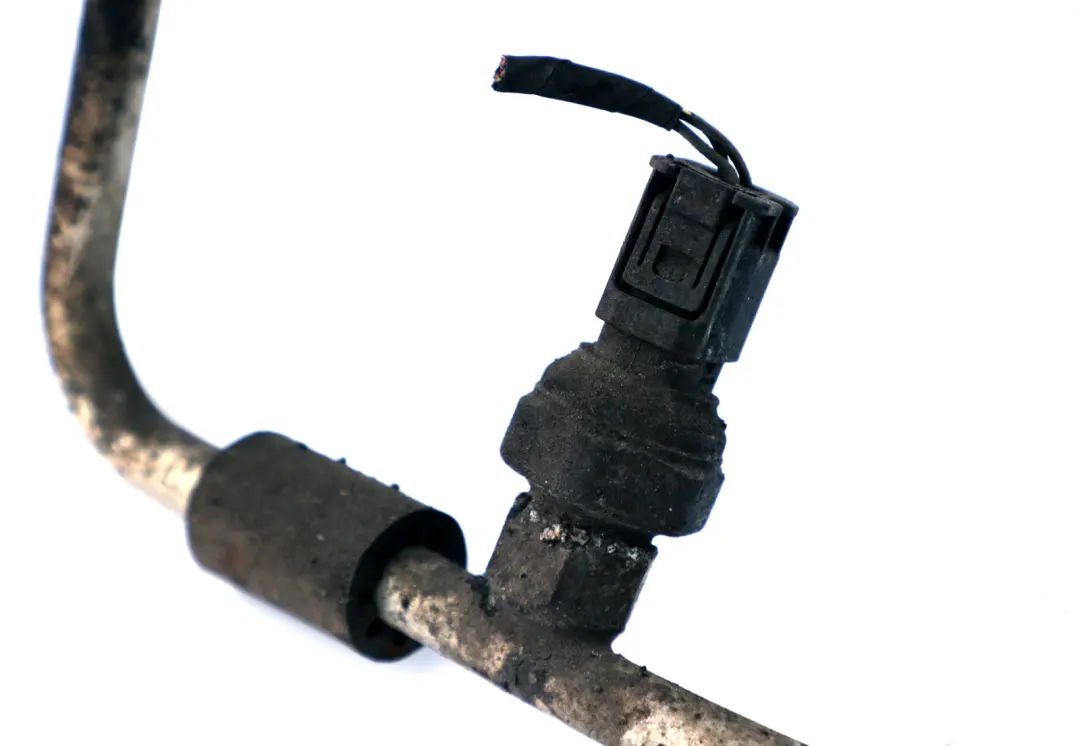 Tubo Flessibile del Climatizzatore Aria Condizionata per BMW E81 E87 E90 E91 con numero di parte 9151733 BMW E81 E87 E90 E91 Tubo Flessibile del Climatizzatore Aria Condizionata - SKU 9151733 - Numero di parte 9151733