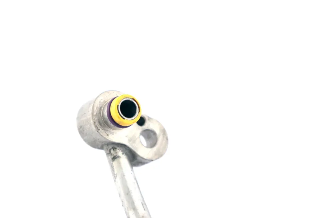 Pressure Hose Condenser Evaporator Pipe Lines to BMW E90 E91 E92 LCI with Part number 9151740 BMW E90 E91 E92 LCI Pressure Hose Condenser Evaporator Pipe Lines - SKU 9151740 - Part number 9151740