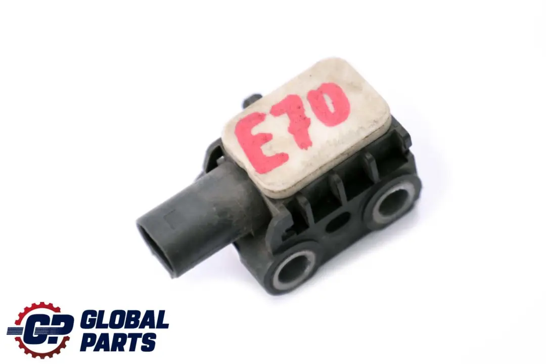Front Crash Impact Sensor Unit Module to BMW X5 E70 X6 E71 with Part number 9152262 BMW X5 E70 X6 E71 Front Crash Impact Sensor Unit Module - SKU 9152262 - Part number 9152262