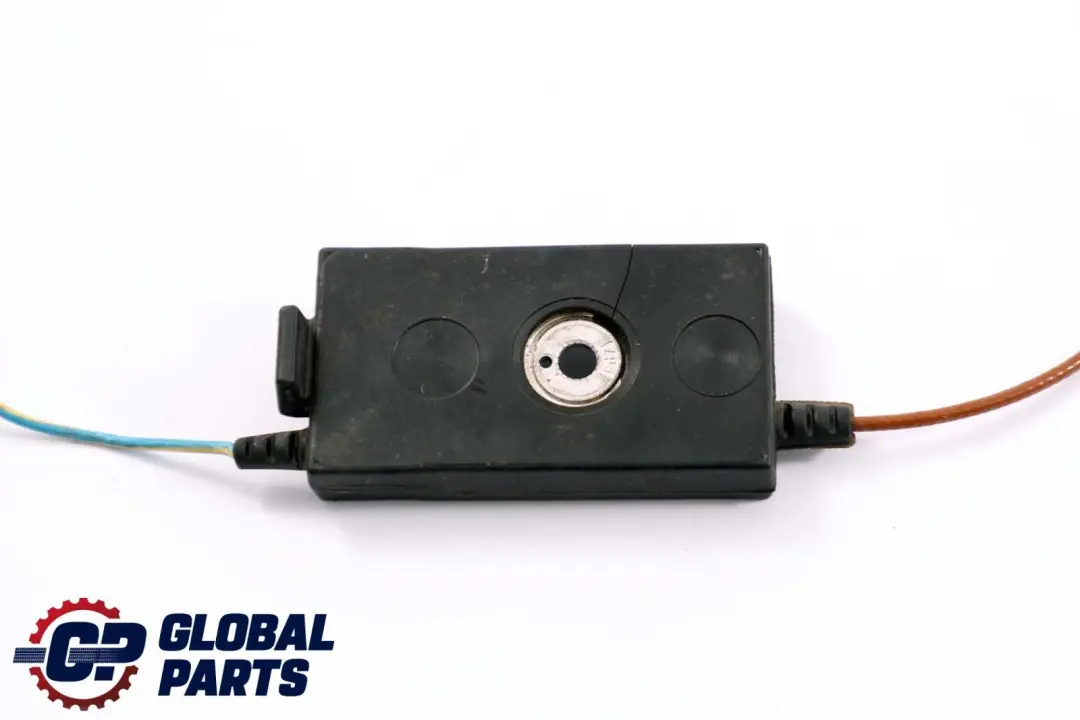 Zderzak Tylny Antena TV do BMW E93 Cabrio o numerze 9123995 BMW E93 Cabrio Zderzak Tylny Antena TV - SKU 9152325 - Numer Części 9123995