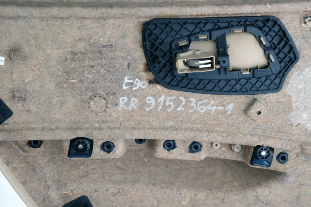 Right O/S Beige Door Card Lining Cloth Trim Panel to BMW 3 Series E90 1 Rear with Part number 9152364 BMW 3 Series E90 1 Rear Right O/S Beige Door Card Lining Cloth Trim Panel - SKU 9152364-1 - Part number 9152364