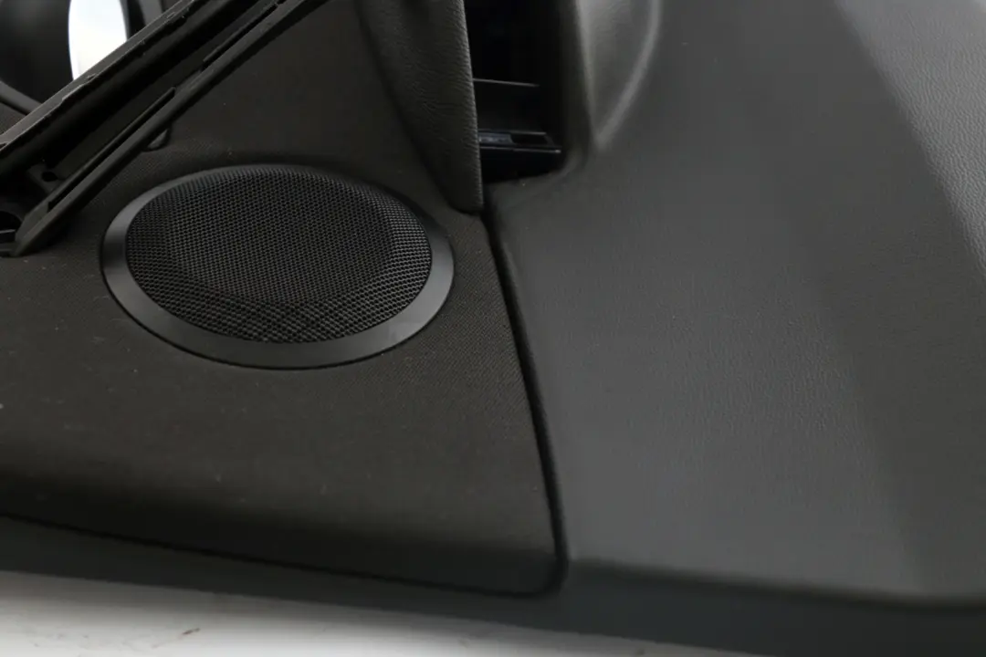 Türverkleidung Stoff Schwarz Hinten Rechts für BMW 3 er E90 E91 mit Teilenummer 9152394 BMW 3 er E90 E91 Türverkleidung Stoff Schwarz Hinten Rechts - SKU 9152394 - Teilenummer 9152394