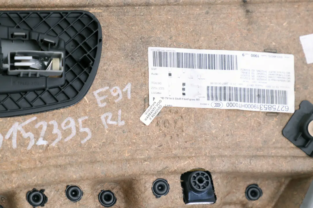 BMW E90 E91 Gris Tela Trasera Izquierda Tarjeta Puerta Forro Embellecedor Panel - SKU 9152395 - Número de pieza 9152395