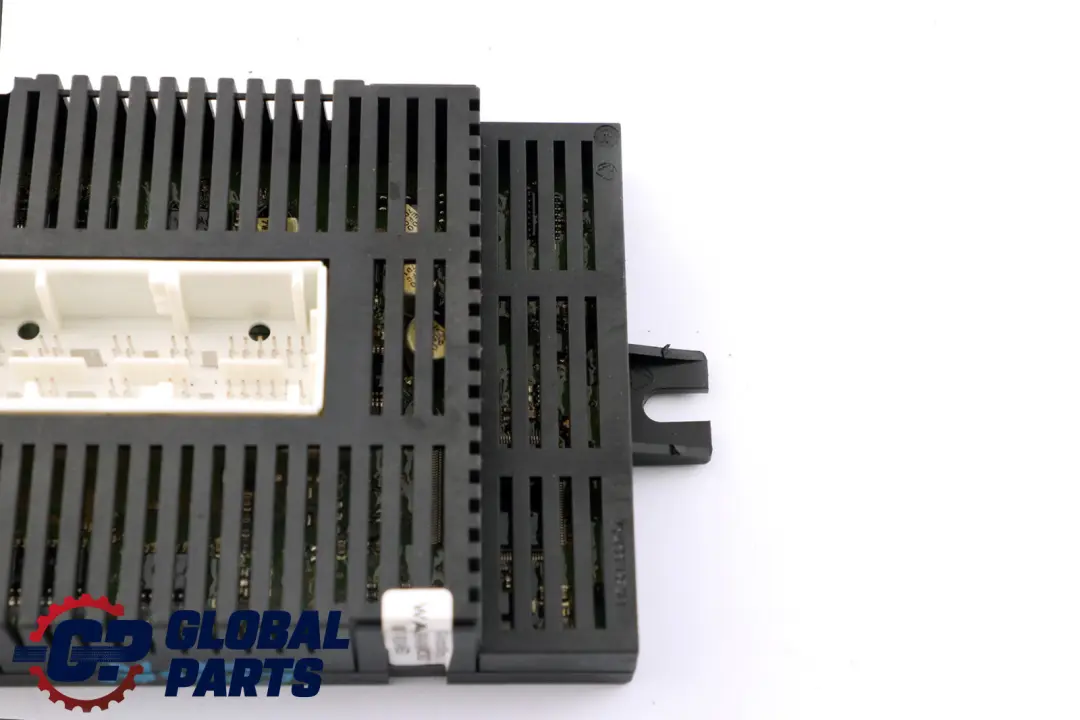 Light Control Module LCM LM2 LMII E6X LWR to BMW E60 E63 LCI E65 with Part number 9153272 BMW E60 E63 LCI E65 Light Control Module LCM LM2 LMII E6X LWR - SKU 9153272 - Part number 9153272