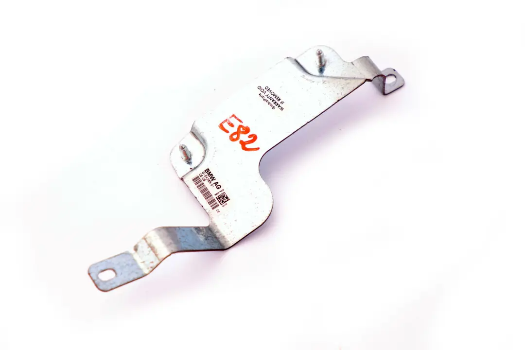 Soporte De montaje De La antena De respaldo para BMW E81 E82 E87 E91 E92 con número de pieza 9154263 BMW E81 E82 E87 E91 E92 Soporte De montaje De La antena De respaldo - SKU 9154263 - Número de pieza 9154263