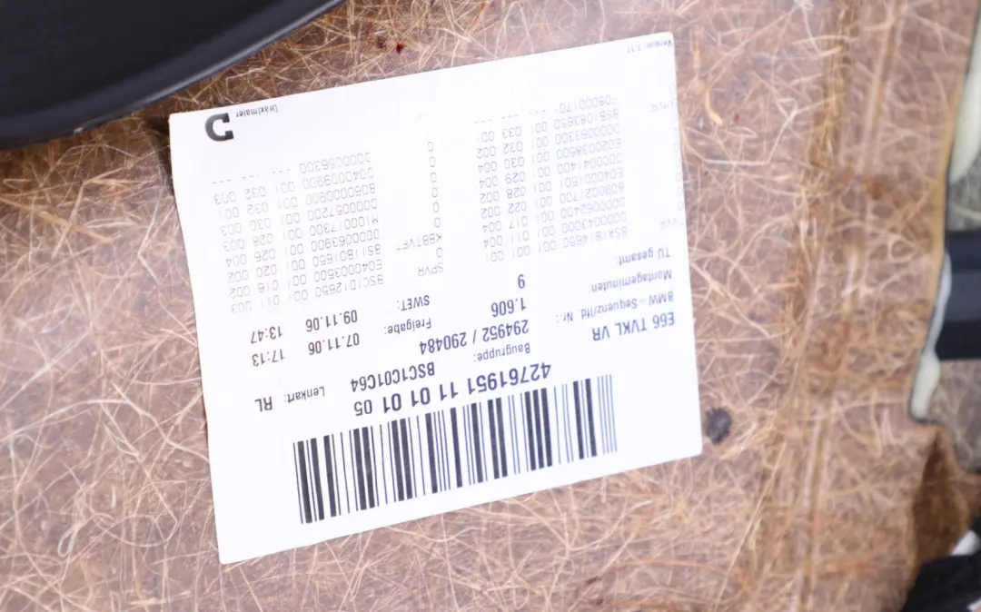 Front Right O/S Door Card Leather Cream Beige Lining Trim to BMW 7 Series E65 E66 with Part number 9154462 BMW 7 Series E65 E66 Front Right O/S Door Card Leather Cream Beige Lining Trim - SKU 9154462 - Part number 9154462