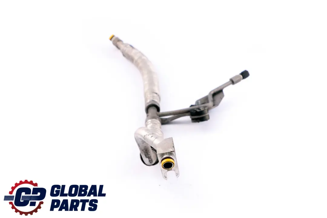 Tubo De Aspiracion Aire Acondicionado 520d Diesel M47N2 para BMW E60 E61 con número de pieza 9155339 BMW E60 E61 Tubo De Aspiracion Aire Acondicionado 520d Diesel M47N2 - SKU 9155339 - Número de pieza 9155339