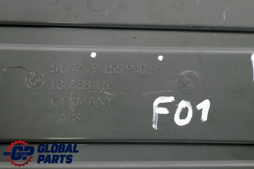 Arrière Droit O/S Couvercle De Coffre Bagages pour BMW F01 F02 à propos du numéro de pièce 9155940 BMW F01 F02 Arrière Droit O/S Couvercle De Coffre Bagages - SKU 9155940 - Numéro de pièce 9155940