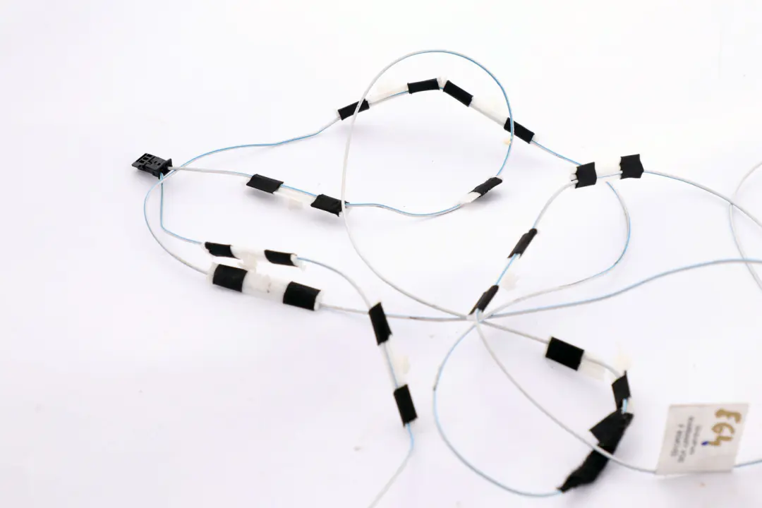 Components Aerial Antenna Diversity Cable AM FM TV 6917457 to BMW 6 Series E64 with Part number 9157584 BMW 6 Series E64 Components Aerial Antenna Diversity Cable AM FM TV 6917457 - SKU 9157584 - Part number 9157584