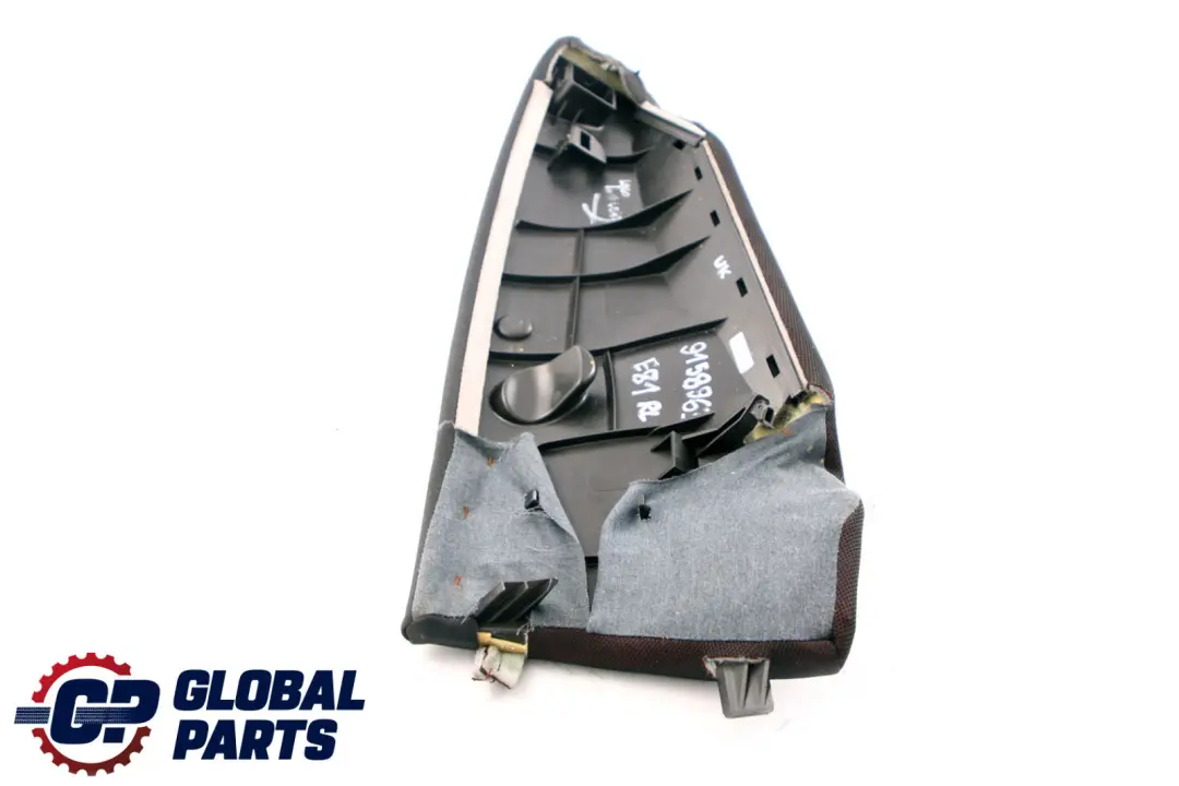 Asiento Trasero Lateral Acabado Esquina Izquierda Tela Red Rojo para BMW E81 con número de pieza 9158963 BMW E81 Asiento Trasero Lateral Acabado Esquina Izquierda Tela Red Rojo - SKU 9158963 - Número de pieza 9158963